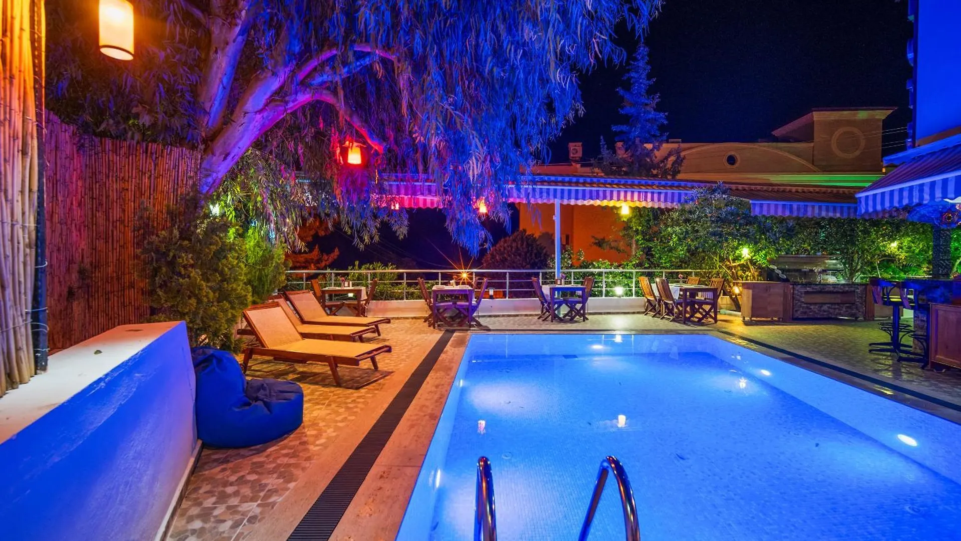 Eden Pyara Hotel Turunc 2*,