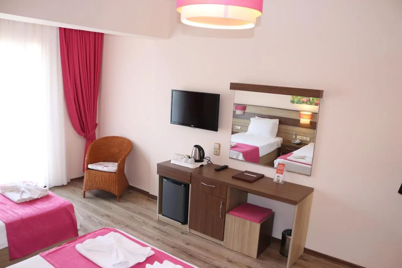 Eden Pyara Hotel Turunç